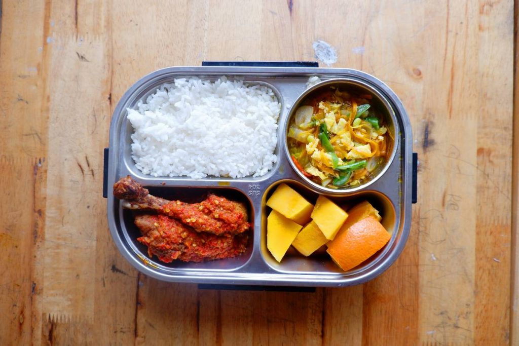 5 Healthy Lunch Ideas That Actually Stick—No More Sad Desk Salads